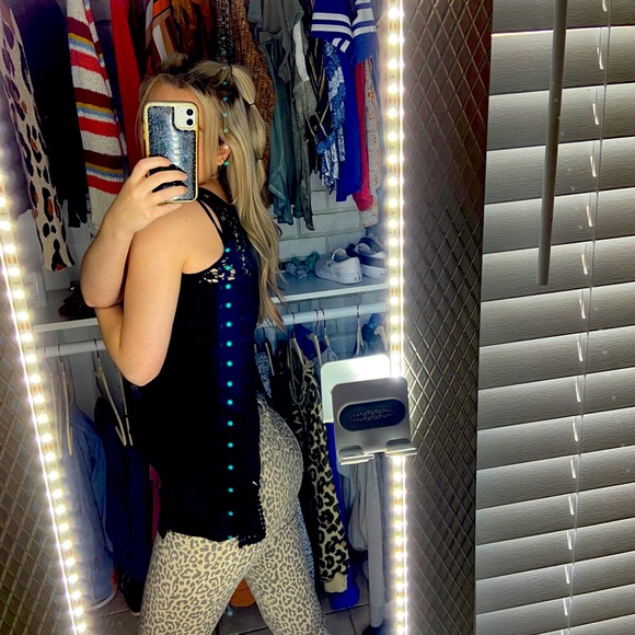 Black blouse - Picture 4 of 4